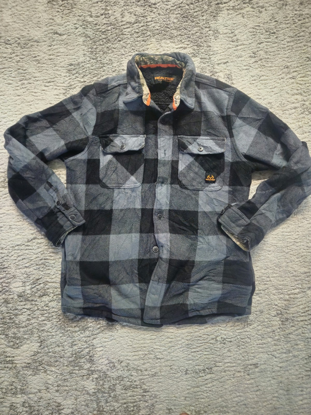 Realtree Flannel Shacket Men's Size M NEW Red Black Plaid Sherpa Fleece Lined